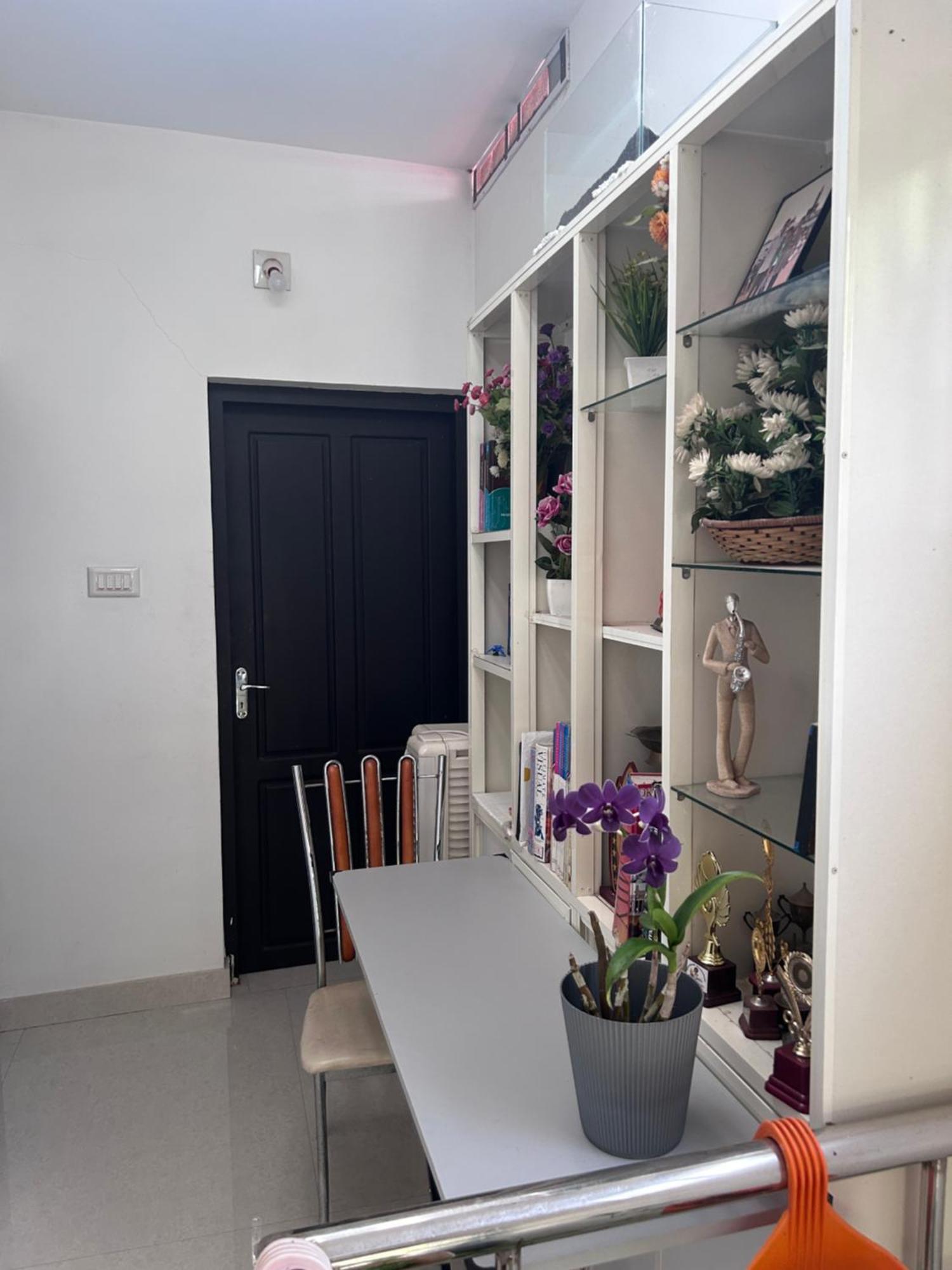 Chaithritha Ladies Homestay 트리반드룸 외부 사진